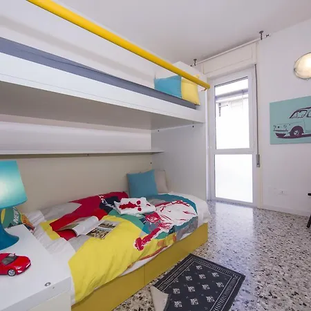 Rose Apartment Como
